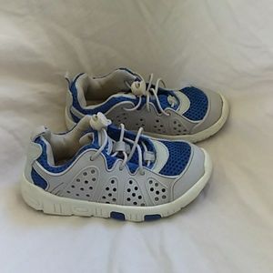 Gently Worn Rocsoc Water/Land Boys Shoes